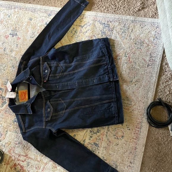 Levi’s trucker jacket new - Picture 2 of 5